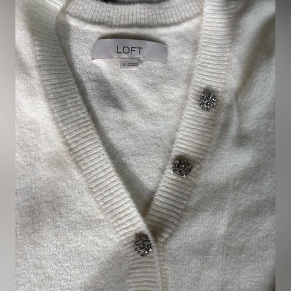 Lift Cream Sweater Gemstone Button Embellishments Sz S - Picture 3 of 3